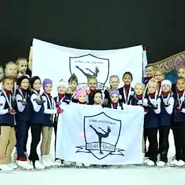 Фигурное катание в СЛФК "Ласточка" (Южнопортовый, Дубровка)